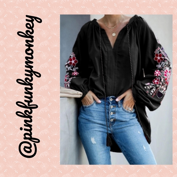 Pink Funky Monkey Boutique Tops - 1 Left Medium New Black Relaxing Fit Top